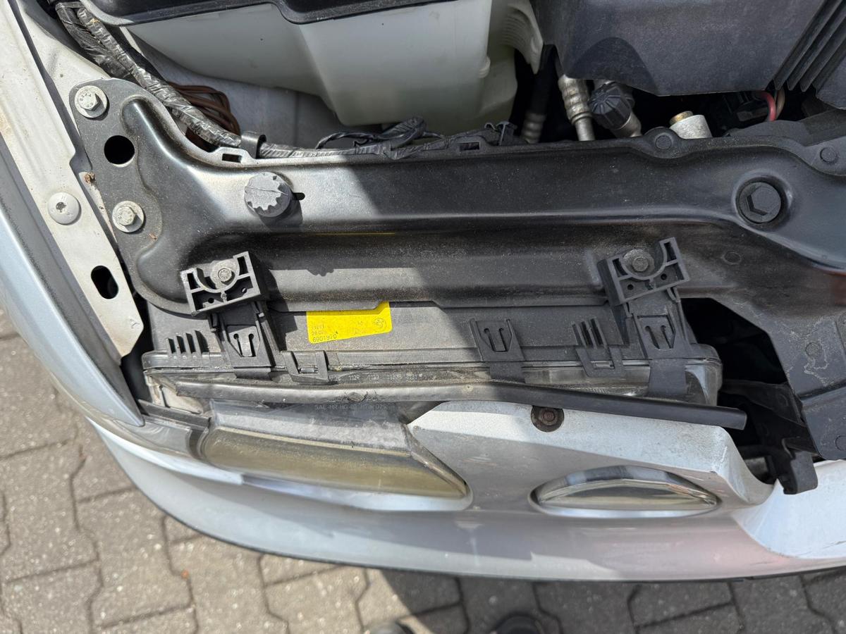 BMW E46 Compact original Scheinwerfer vorn rechts Halogen BJ03